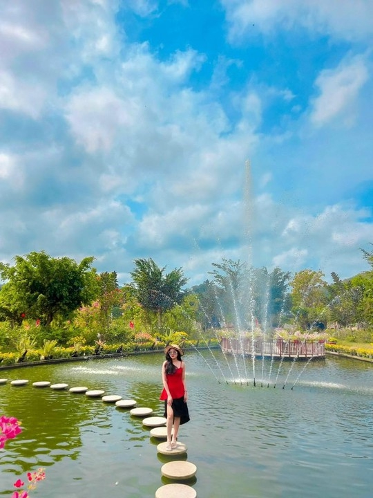Điểm du lịch mới, ấn tượng dịp lễ 30-4 và 1-5 ở An Giang - Ảnh 2.