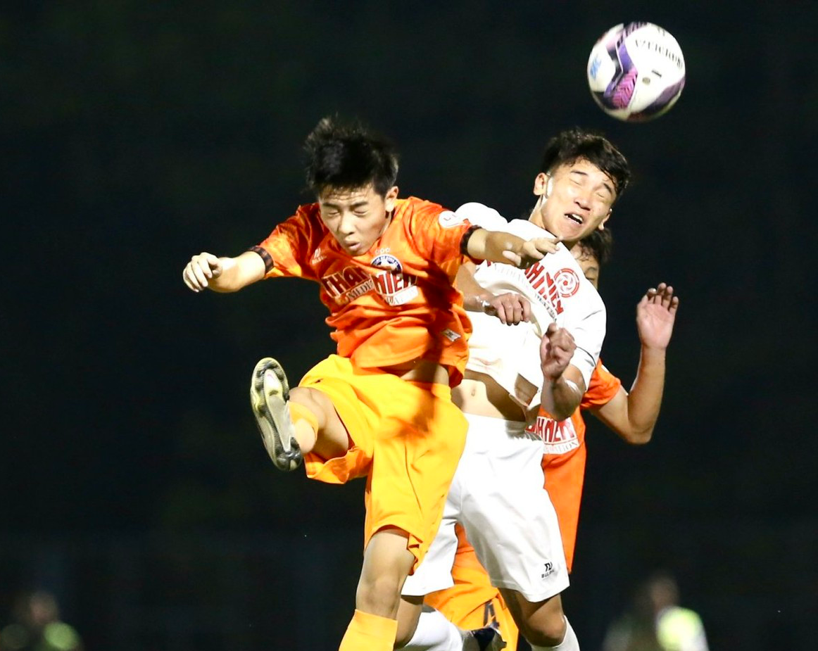 U19 VĐQG 2023: Cầu thủ U19 Đà Nẵng lại nhận thẻ đỏ, Viettel vẫn bị loại