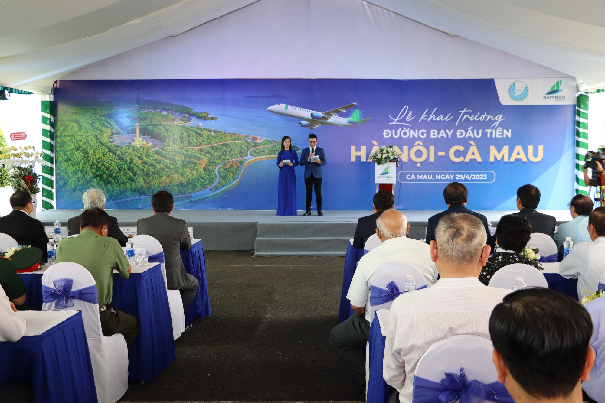 Khai trương đường bay một tỉnh ở miền T&acirc;y đến H&agrave; Nội  - Ảnh 1.