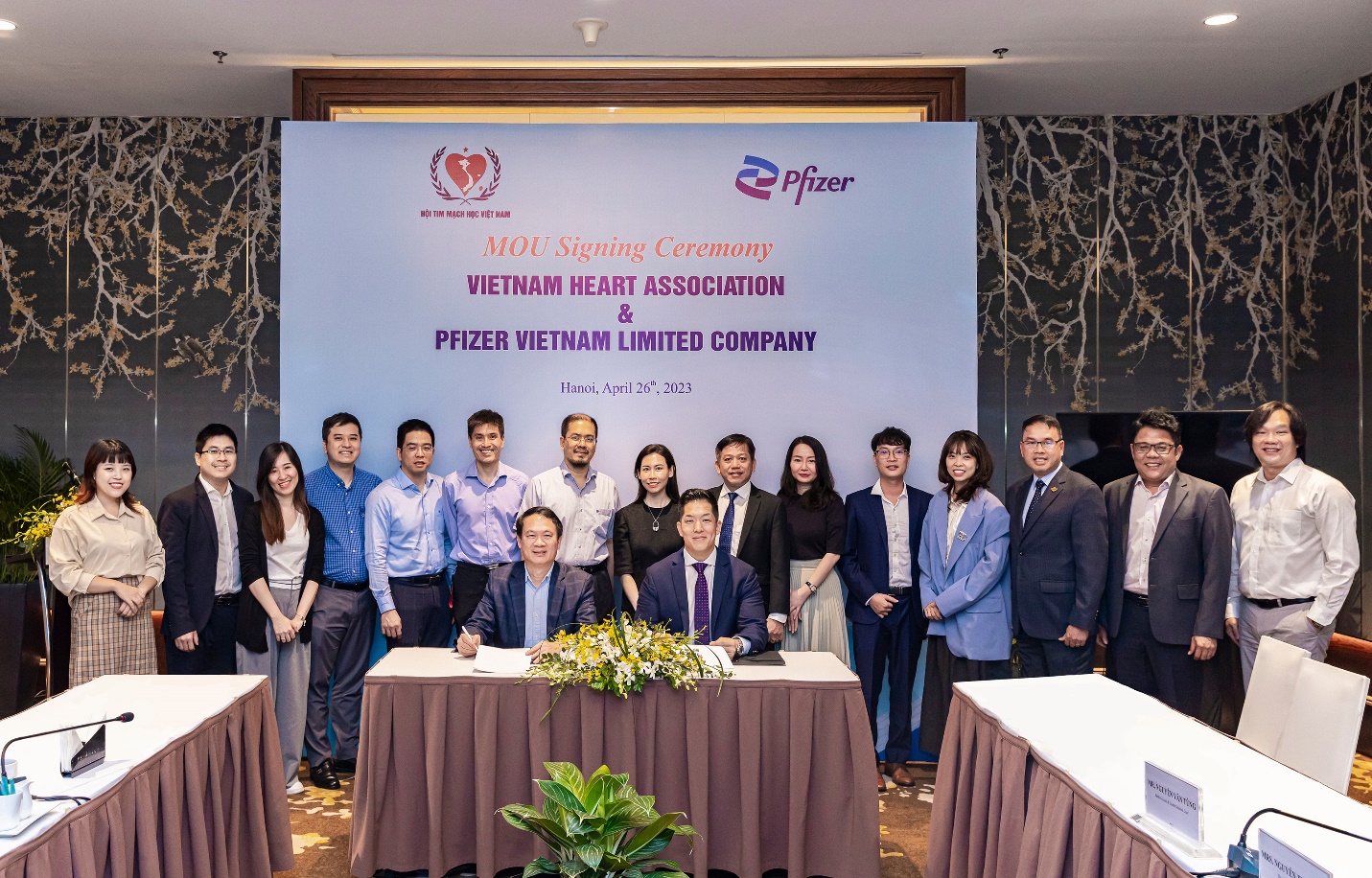 Pfizer Việt Nam ký k&ecirc;́t hợp t&aacute;c với H&ocirc;̣i Tim mạch học Vi&ecirc;̣t Nam - Ảnh 1.