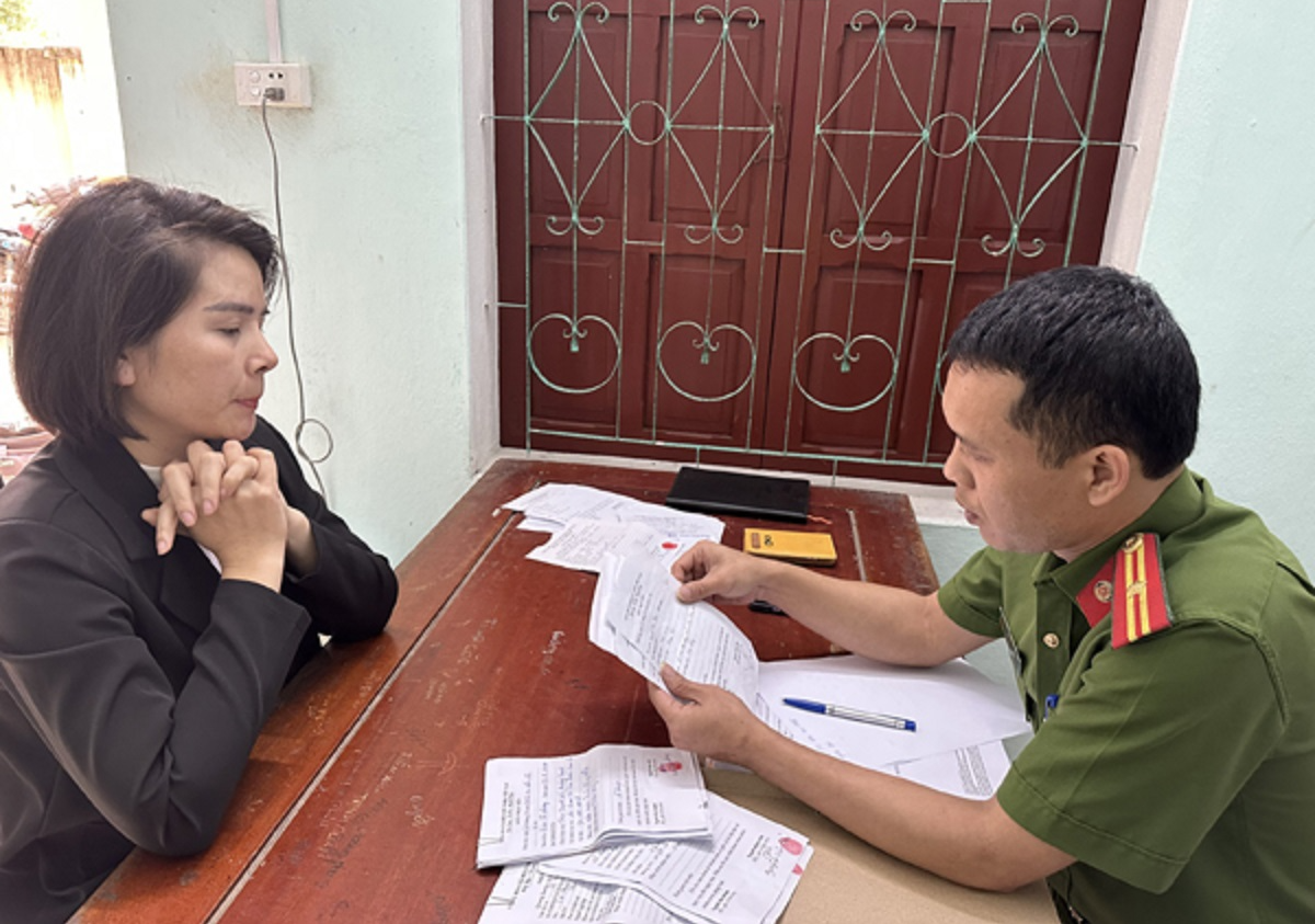 Người phụ nữ cầm đầu đường dây "tín dụng đen" lãi suất cắt cổ 500%/năm