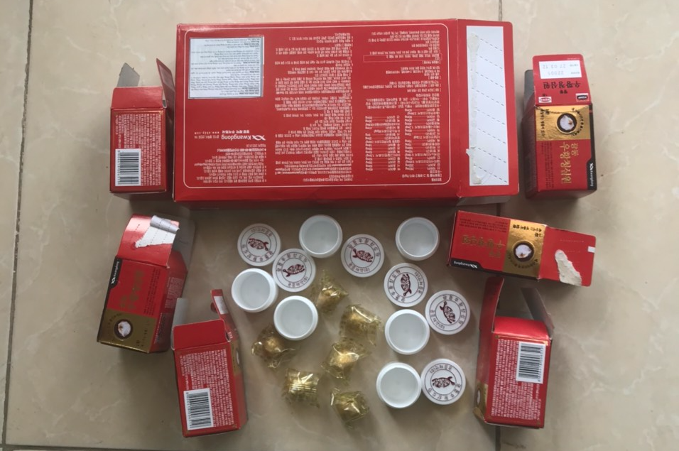H&agrave;ng trăm tiểu thương, người cao tuổi được mời dự hội thảo rồi dụ mua thần dược - Ảnh 3.