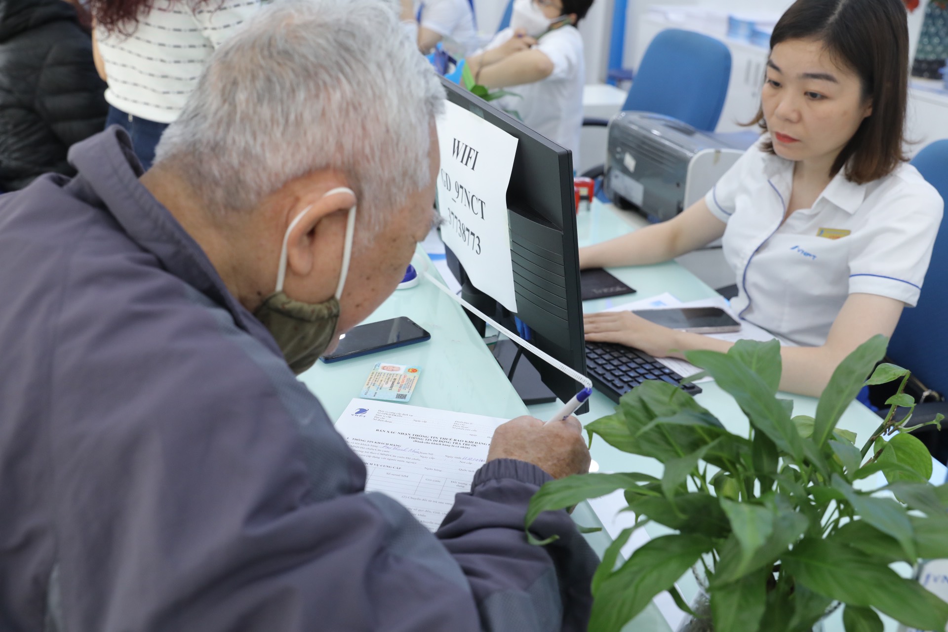 115.000 thuê bao bị khóa 1 chiều đã chuẩn hóa lại thông tin cá nhân