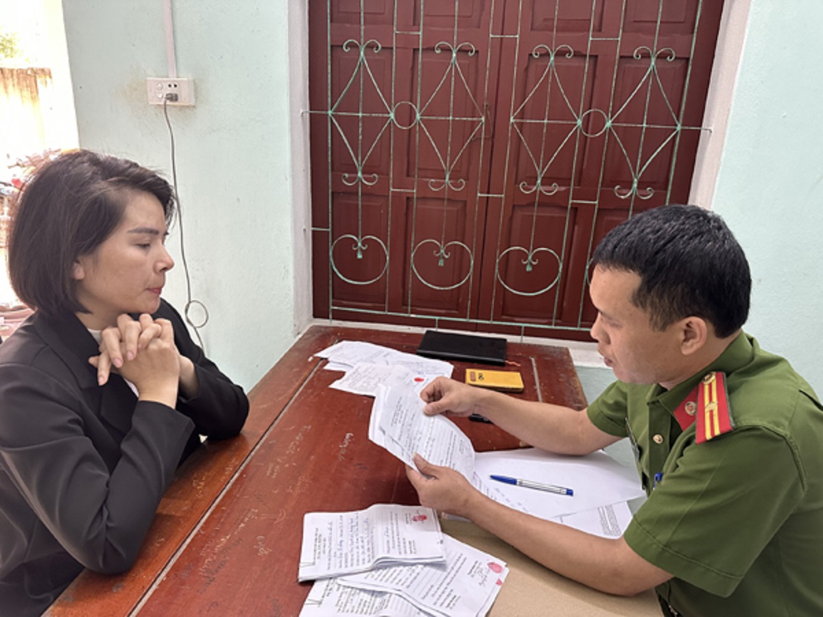 Người phụ nữ cầm đầu đường d&acirc;y t&iacute;n dụng đen l&atilde;i suất cắt cổ 500%/năm - Ảnh 1.