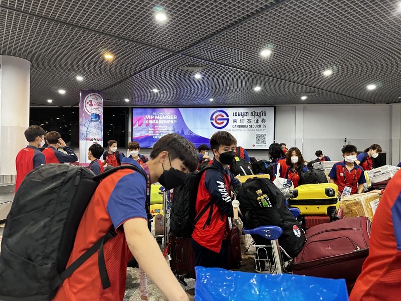 SEA Games 32: Huỳnh Như và tuyển nữ Việt Nam có mặt tại Campuchia