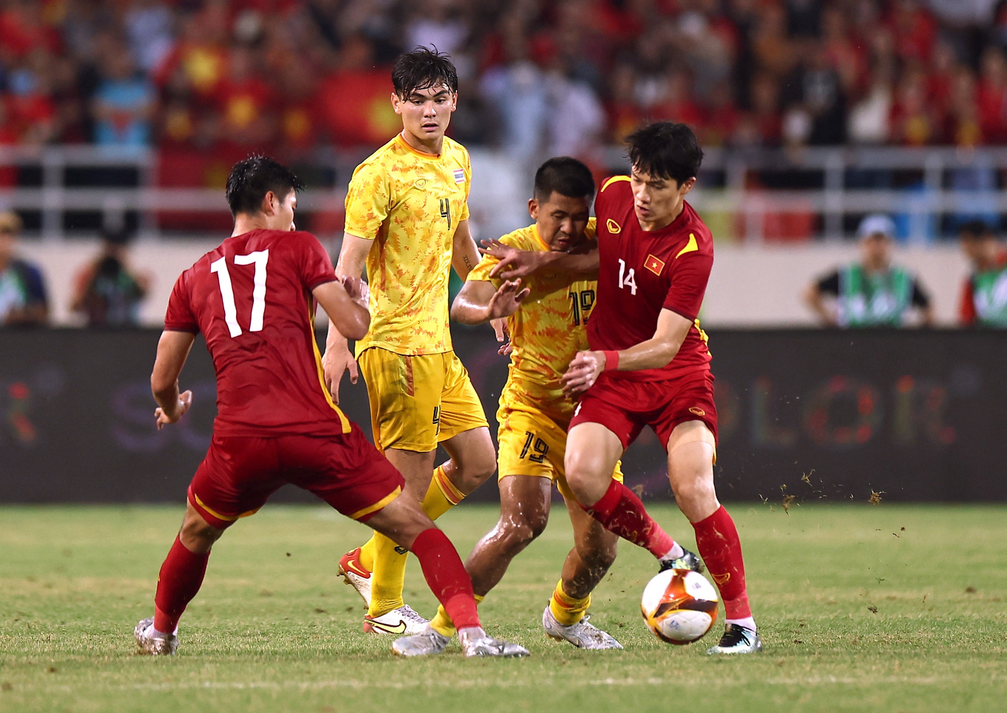 SEA Games 32: Nữ Việt Nam rơi bảng khó, U22 Việt Nam đối đầu sớm Thái Lan