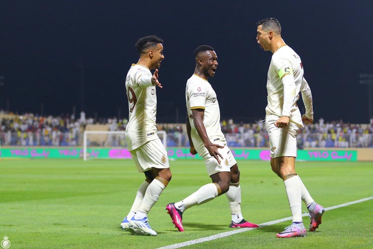 Ronaldo tỏa s&aacute;ng, Al Nassr thắng đậm chủ nh&agrave; Al Adalah - Ảnh 2.