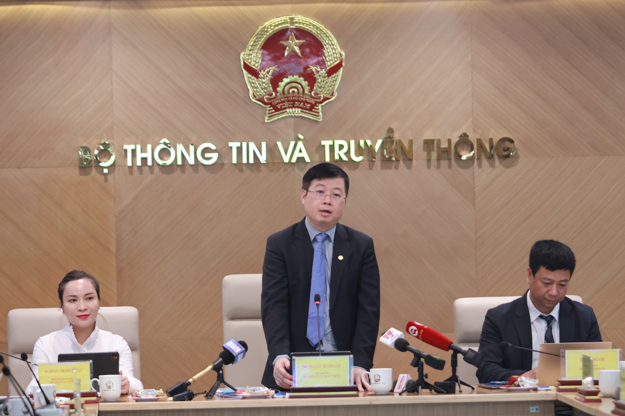 Chặn dòng tiền vào các nền tảng xấu, độc hại