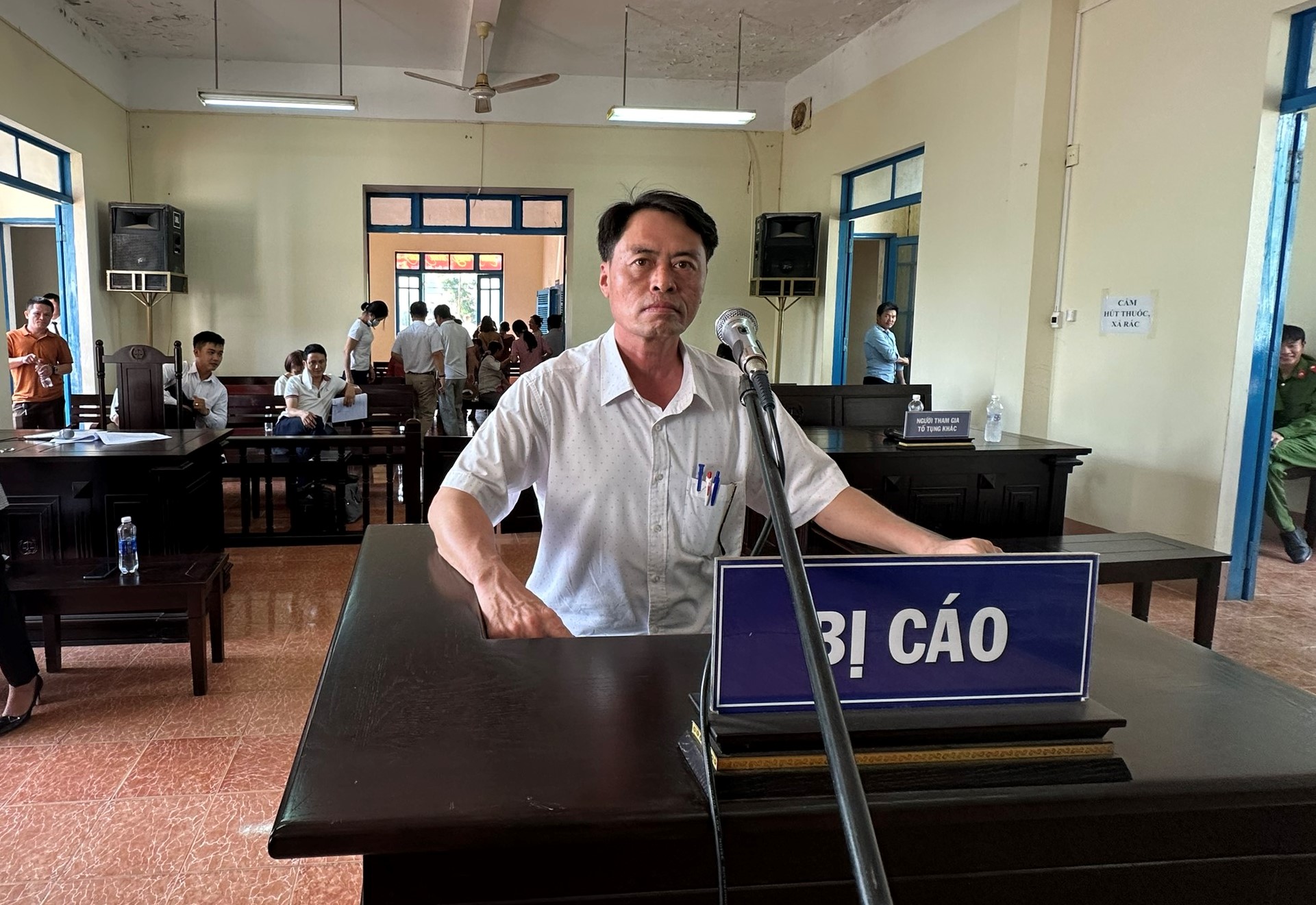 "Kỳ án" nguyên chủ tịch xã kêu oan: Triệu tập hơn 140 người tới tòa