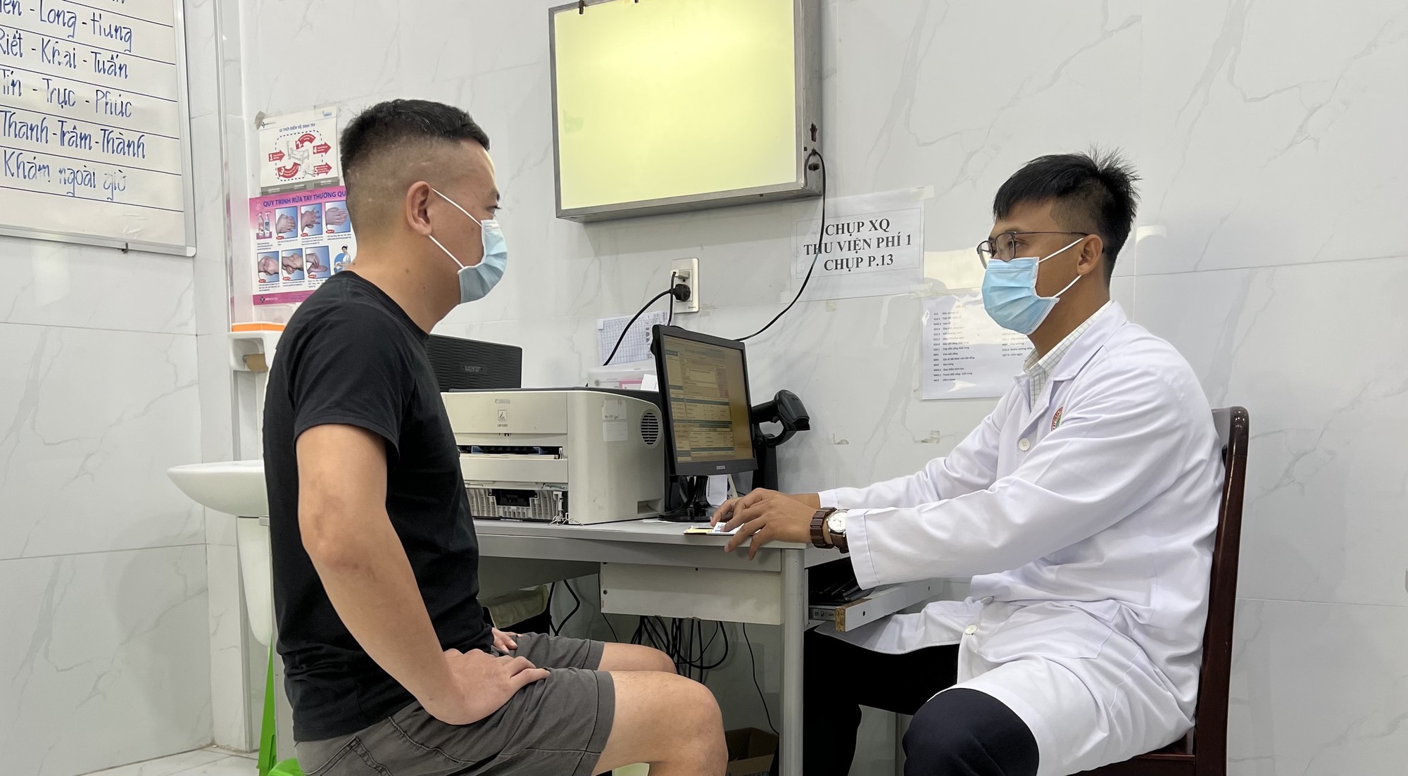 Nam thanh niên gãy đốt sống, liệt 2 chân hồi phục ngoạn mục