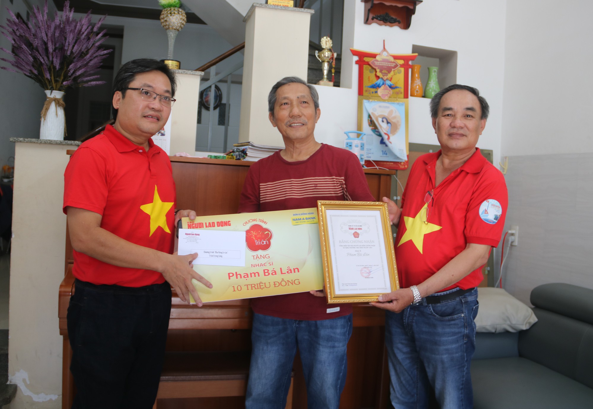 “Mai vàng tri ân” đến với nhạc sĩ Bá Lân vùng nắng gió Ninh Thuận