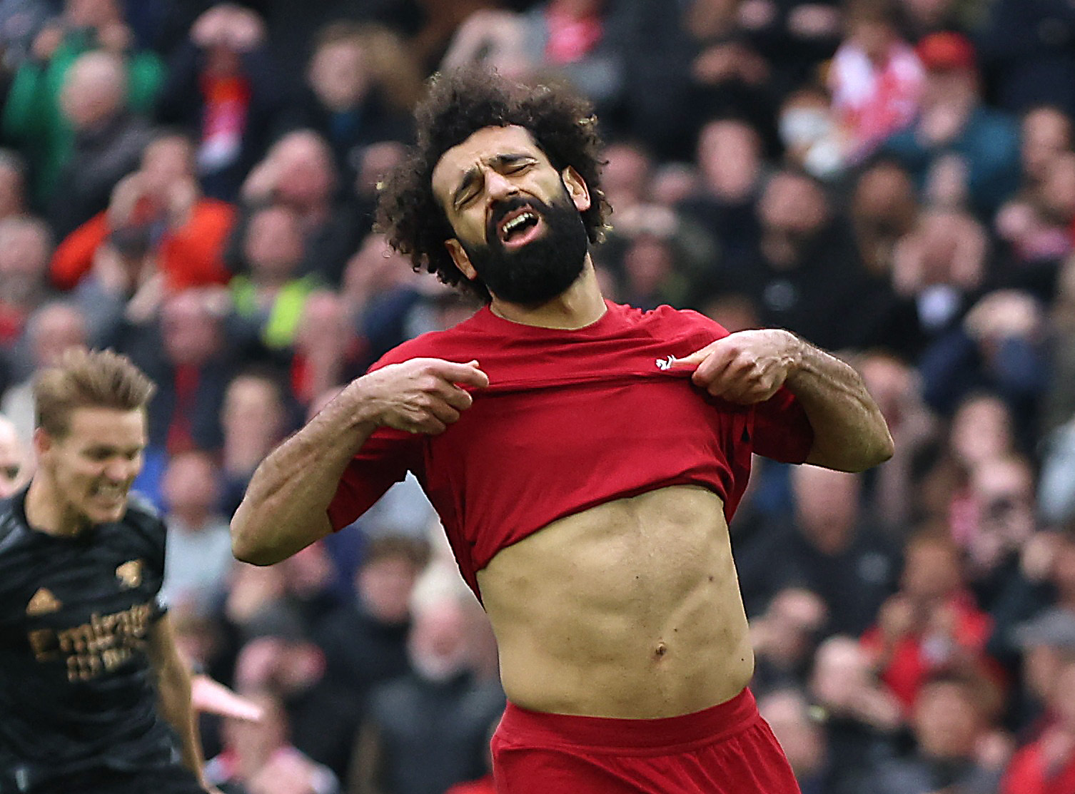 H&ograve;a nghẹt thở với Liverpool, Arsenal thổi lửa cuộc đua v&ocirc; địch - Ảnh 5.