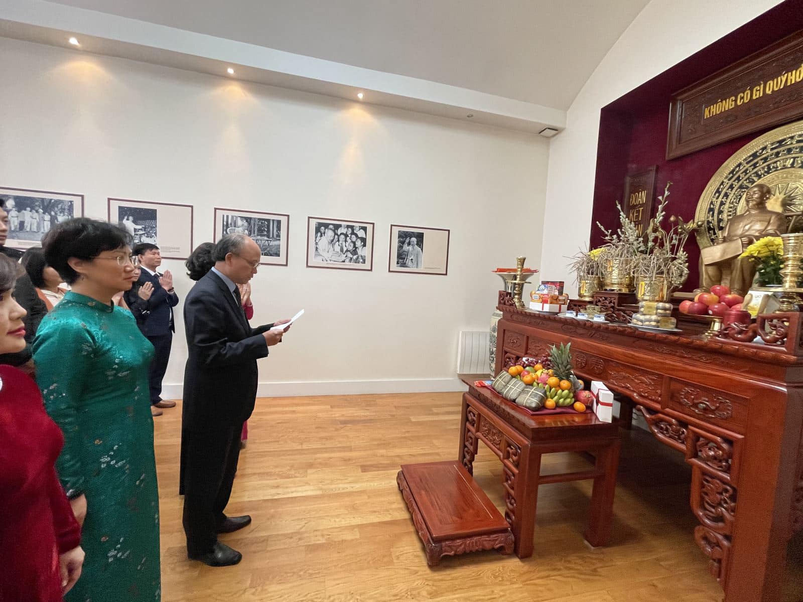 Giỗ tổ H&ugrave;ng Vương, kỷ niệm ng&agrave;y 30-4 ở nước ngo&agrave;i - Ảnh 8.