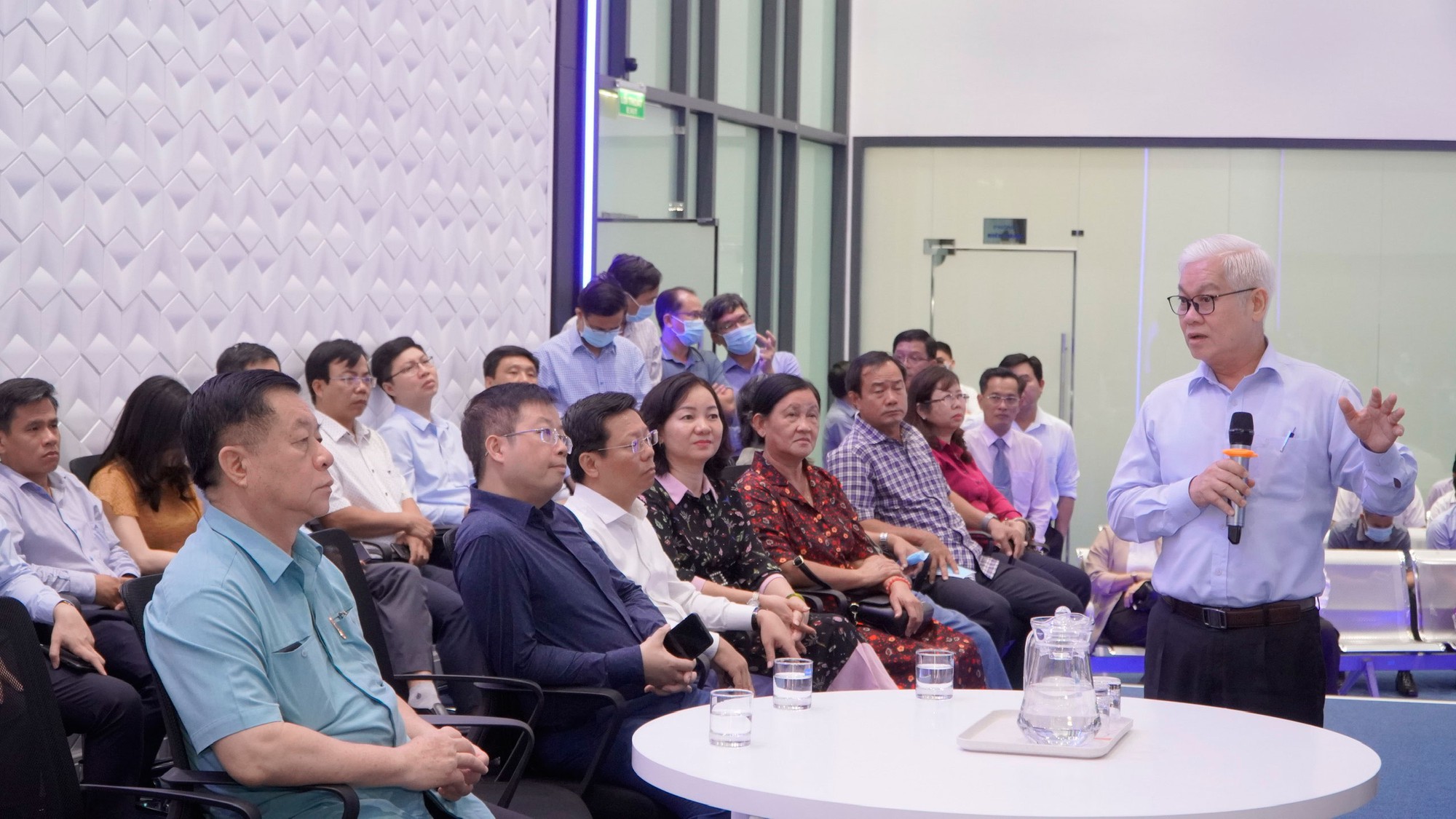 Hội nghị quan trọng về b&aacute;o ch&iacute;, xuất bản khu vực ph&iacute;a Nam - Ảnh 1.
