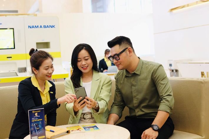 Nam A Bank đồng hành khách hàng phát triển kinh tế qua nhiều hoạt động ý nghĩa - Ảnh 1.