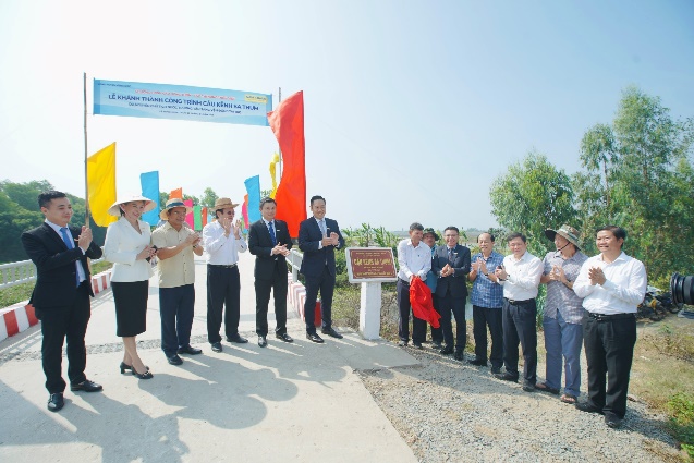 Nam A Bank đồng hành khách hàng phát triển kinh tế qua nhiều hoạt động ý nghĩa - Ảnh 3.