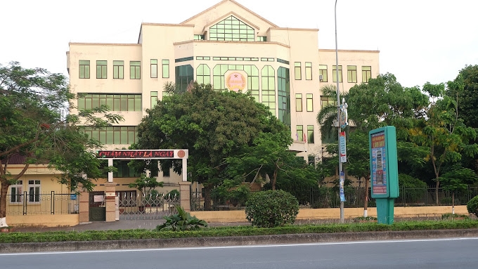 Khởi tố, bắt một loạt cán bộ đất đai