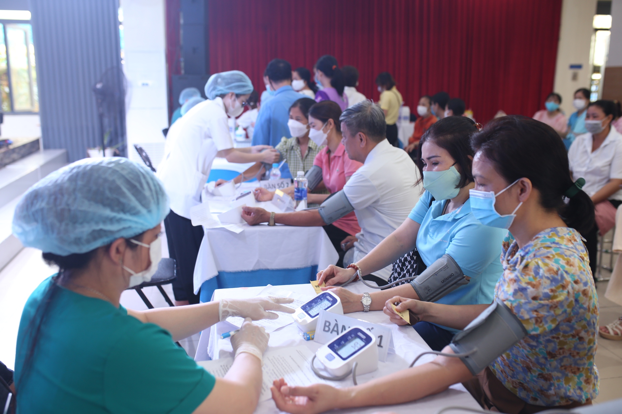 Chăm sóc sức khỏe cho đoàn viên - lao động
