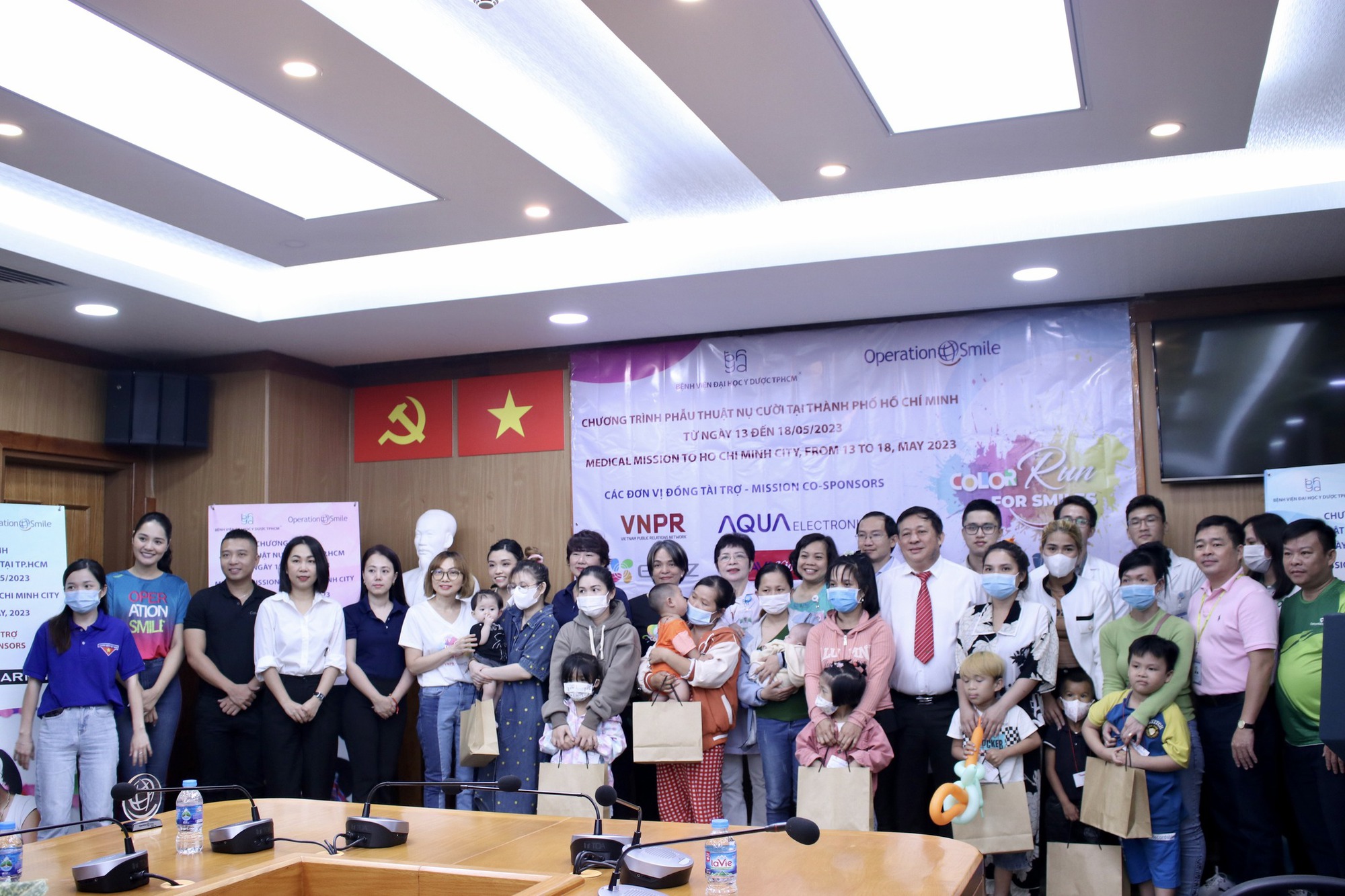 3.000 em nhỏ được... trả lại nụ cười! - Ảnh 1.