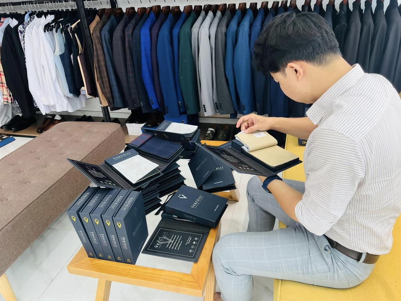 Vercelli ra mắt bộ sưu tập Luxury 2022-2023