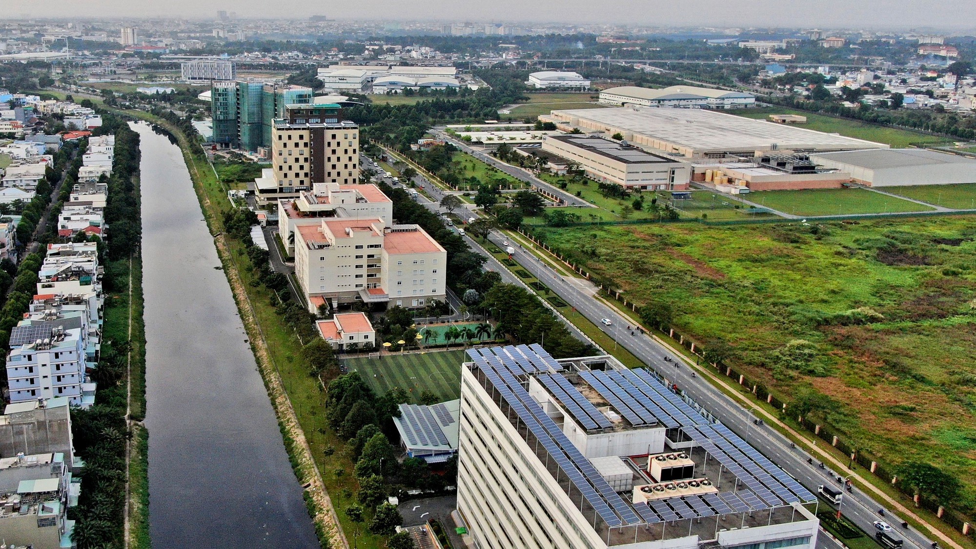 Lắng nghe người dân hiến kế: Chú trọng phát triển kinh tế tri thức