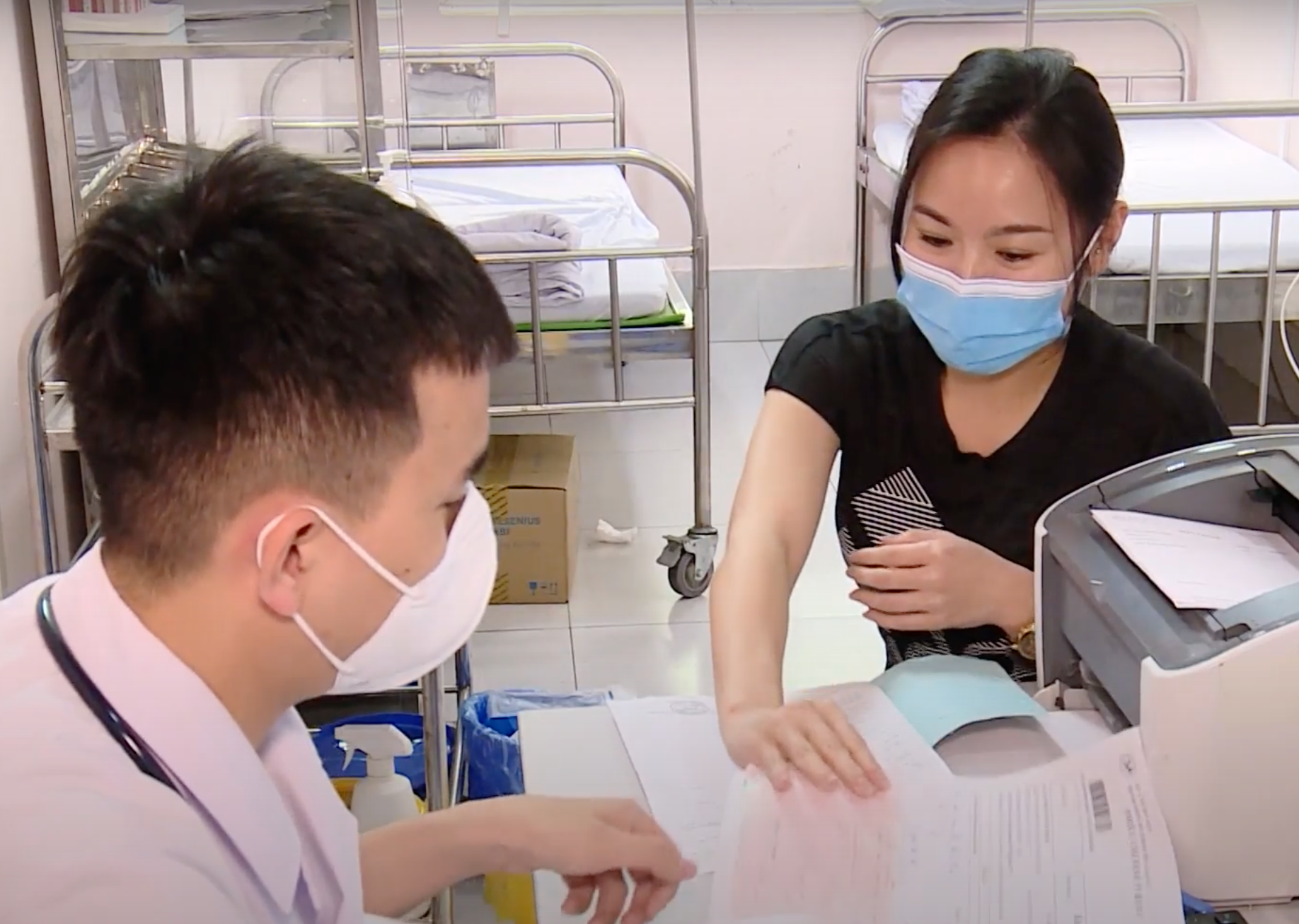 Dịch COVID-19 hôm nay: Số ca nhiễm tăng trong ngày đầu tuần