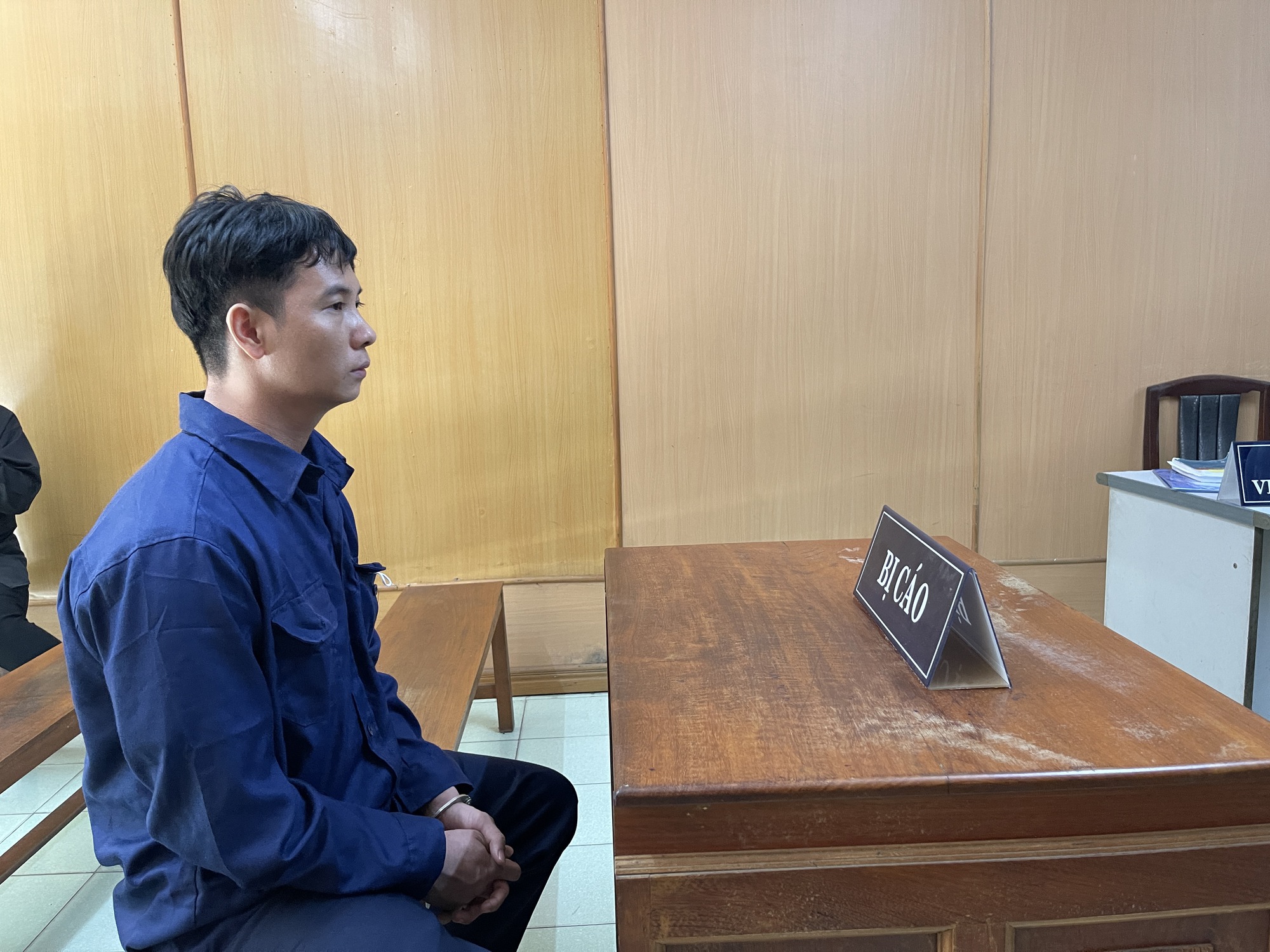 Y án người anh họ tàn độc