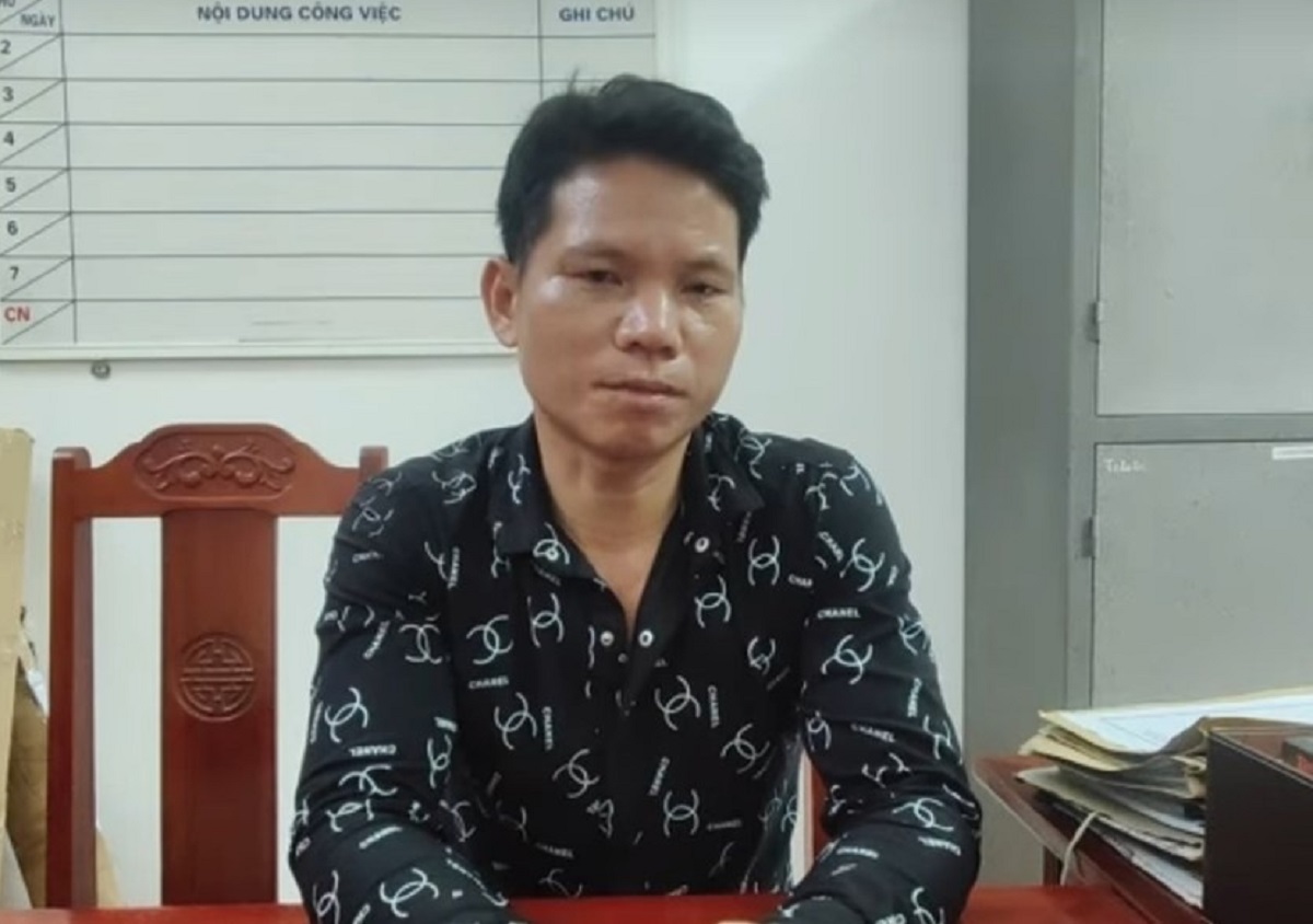 Bị đánh vỡ đầu vì tranh nhau hát karaoke với khách