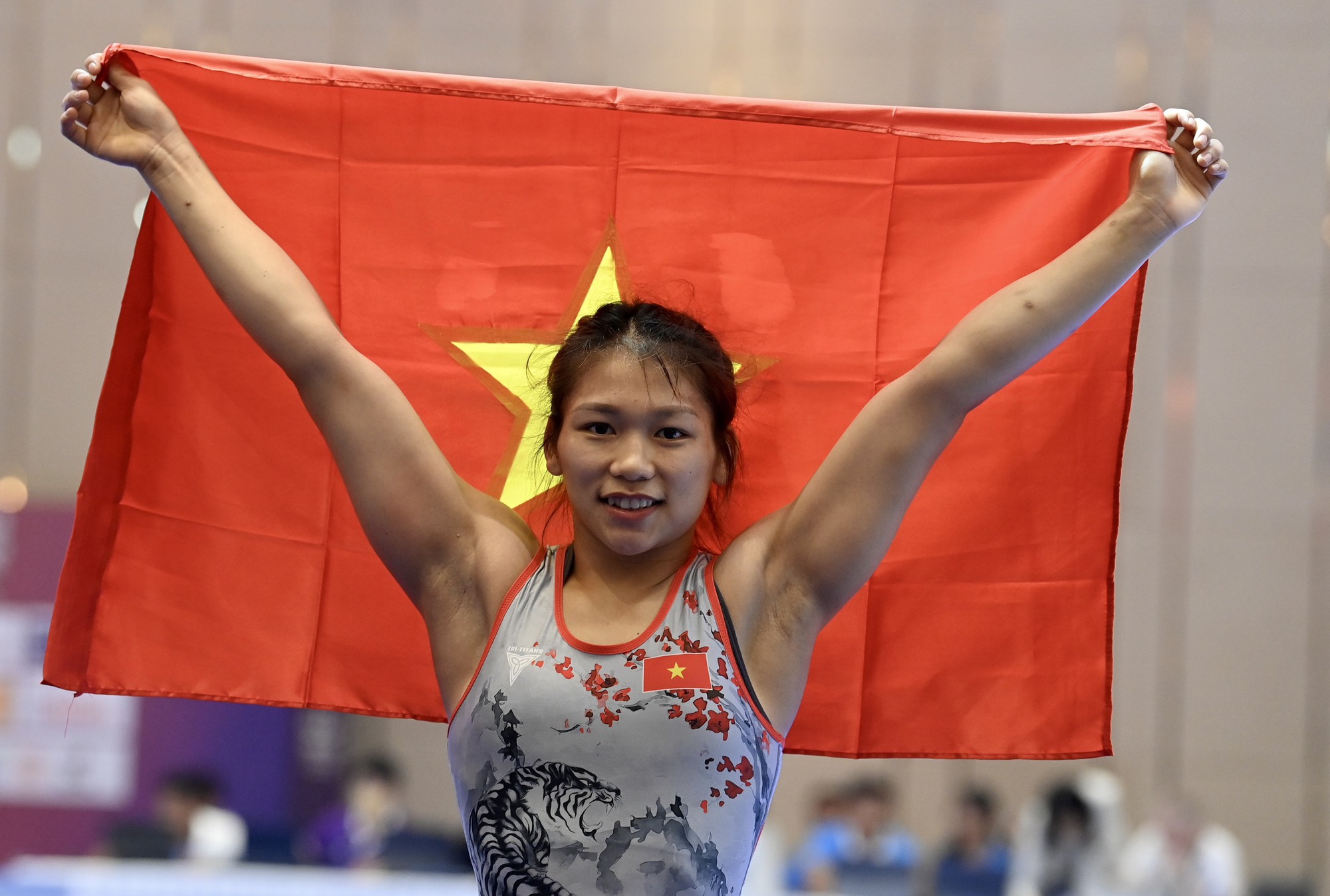Nhật ký SEA Games 32 ngày 15-5: Taekwondo giúp Việt Nam cán mốc 120 HCV