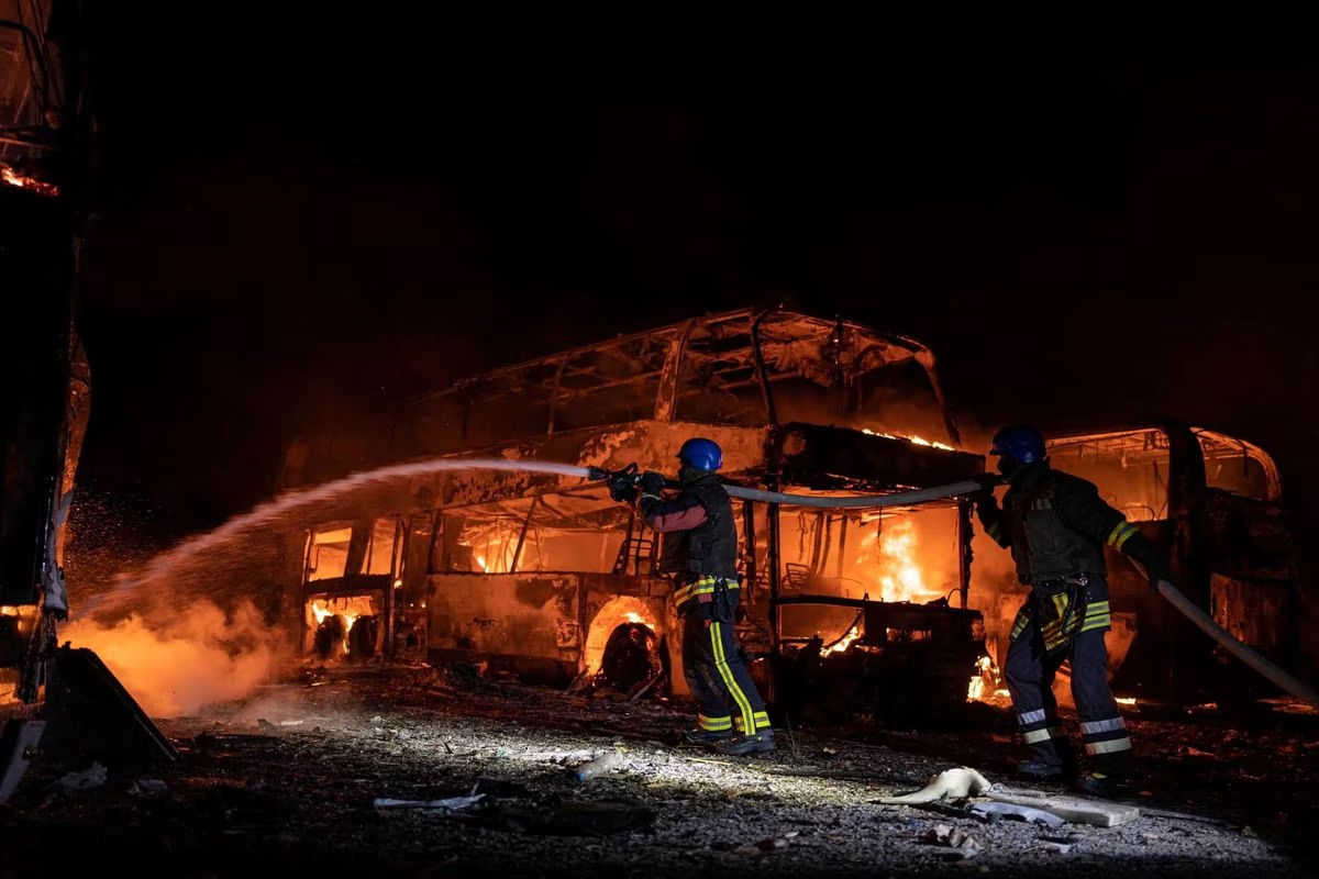 Ukraine tuyên bố bắn hạ loạt Kinzhal, Nga nói phá hủy Patriot
