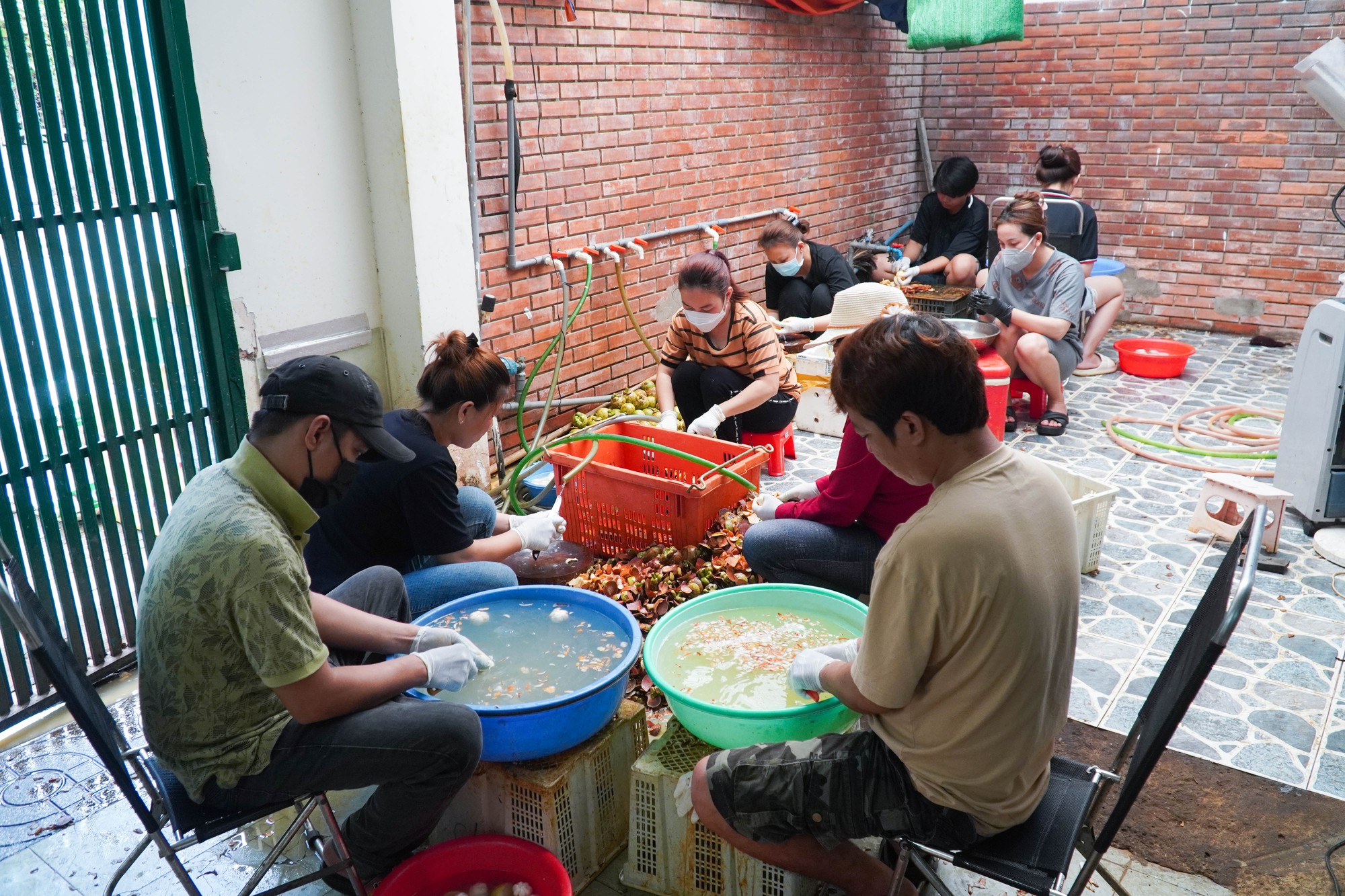 Sinh viên thu nhập hơn 500.000đ/ngày nhờ công việc bắt trend” - Ảnh 1.