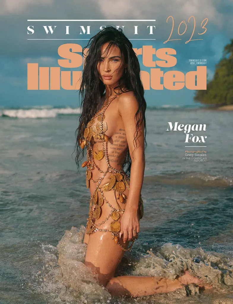 Minh tinh Megan Fox &ldquo;mặc như kh&ocirc;ng&rdquo; tr&ecirc;n b&igrave;a tạp ch&iacute; - Ảnh 1.