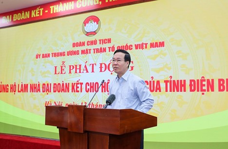 Agribank hỗ trợ 100 nh&agrave; Đại đo&agrave;n kết tặng hộ ngh&egrave;o tỉnh Điện Bi&ecirc;n - Ảnh 1.