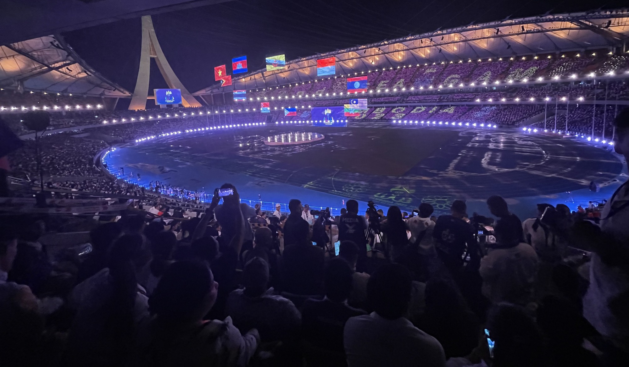 Lễ bế mạc SEA Games 32 và giới thiệu về chủ nhà SEA Games 33 - Ảnh 9.