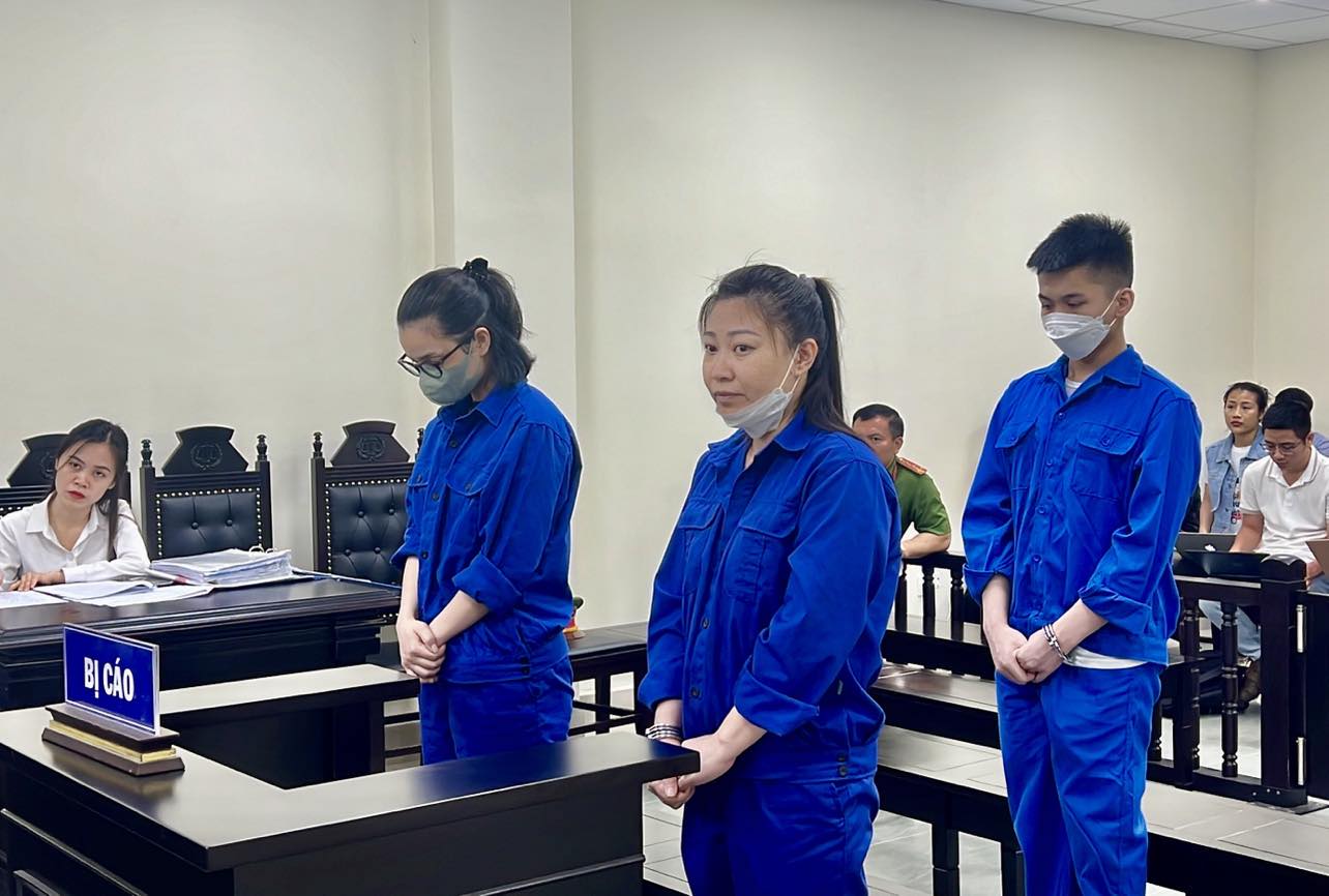 H&igrave;nh ảnh kh&aacute;c thường của nữ cựu đại &uacute;y từng g&acirc;y n&aacute;o loạn s&acirc;n bay T&acirc;n Sơn Nhất - Ảnh 1.