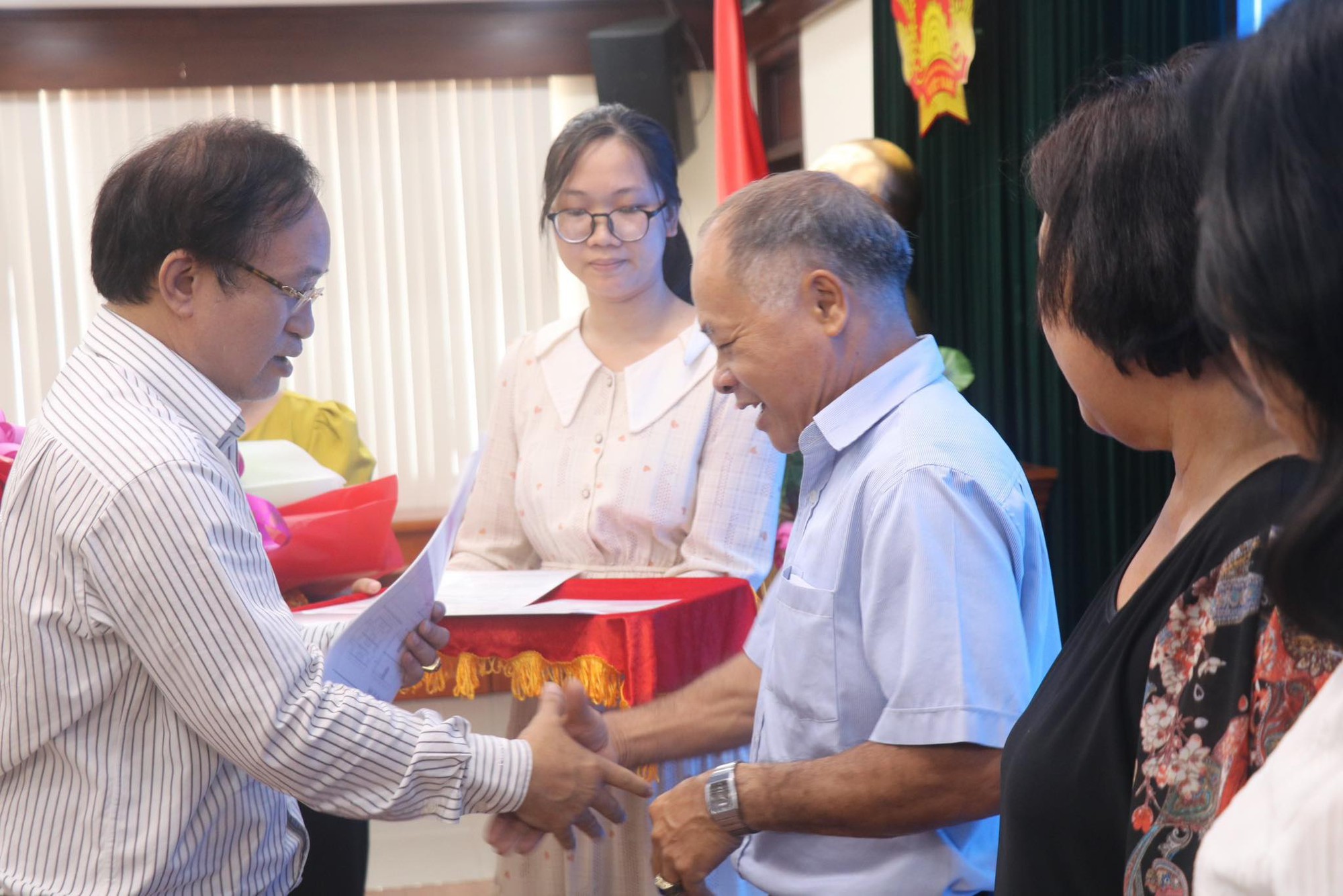 TP HCM: Nhiều hộ dân ở khu đô thị mới Thủ Thiêm và khu 4,39 ha bàn giao mặt bằng - Ảnh 2.