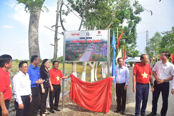 Món quà ý nghĩa mừng sinh nhật Bác - Ảnh 2.