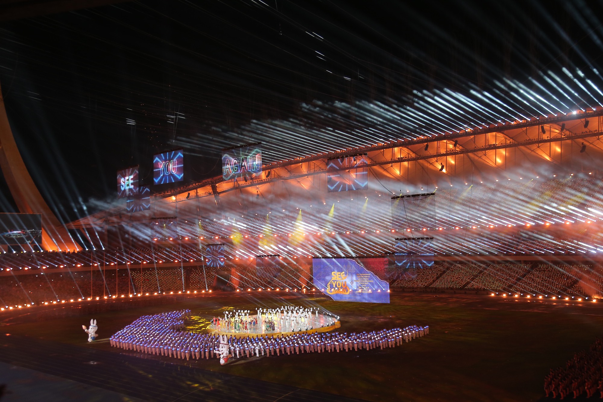 Lễ bế mạc SEA Games 32 và giới thiệu về chủ nhà SEA Games 33