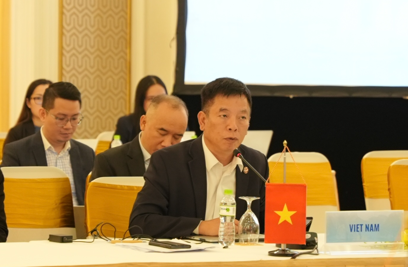 Đề nghị các nước ASEAN và Trung Quốc "nói đi đôi với làm" về Biển Đông
