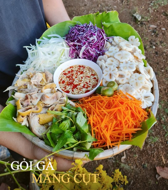 Cách làm gỏi gà măng cụt gây bão mạng