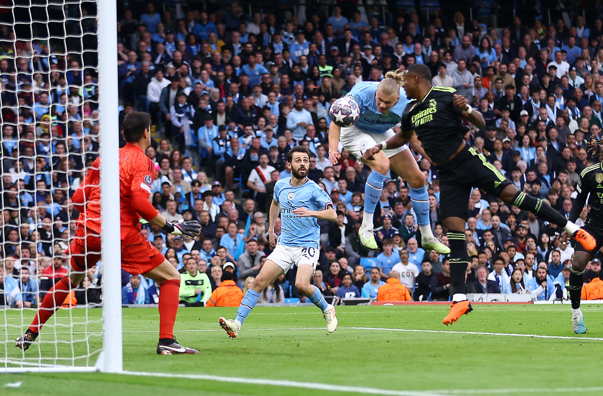 Đ&egrave; bẹp Real Madrid 4-0, Man City tranh chung kết Champions League - Ảnh 1.