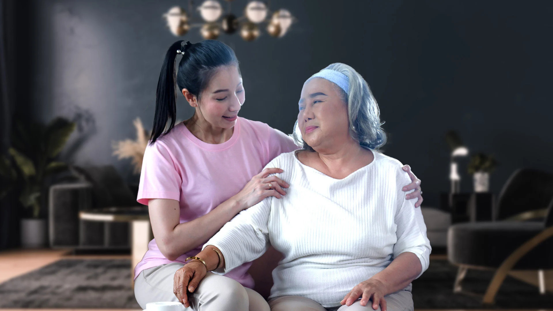 Tranh cãi việc tuyển “hầu gái” lương 470 triệu đồng/tháng ở Trung Quốc