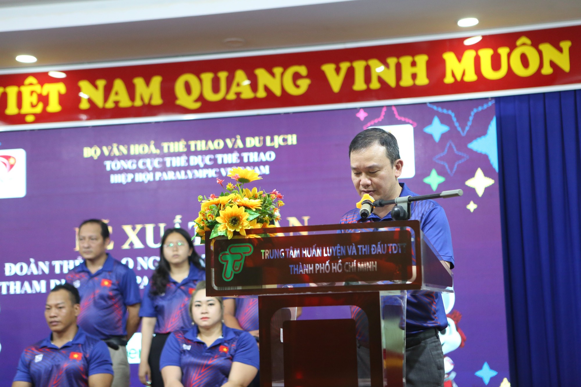 Lễ xuất quân Đoàn thể thao người khuyết tật Việt Nam dự ASEAN Para Games 12