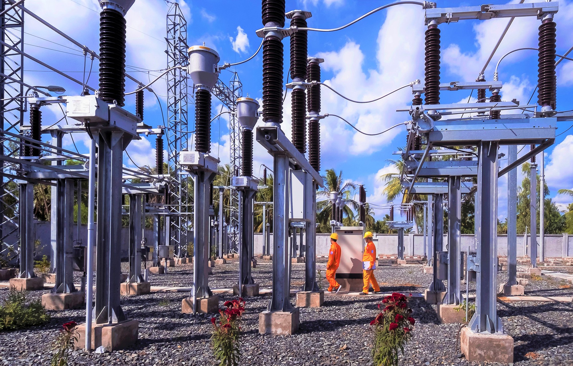 EVNSPC r&aacute;o riết thực hiện c&aacute;c giải ph&aacute;p để đảm bảo an ninh hệ thống điện - Ảnh 1.