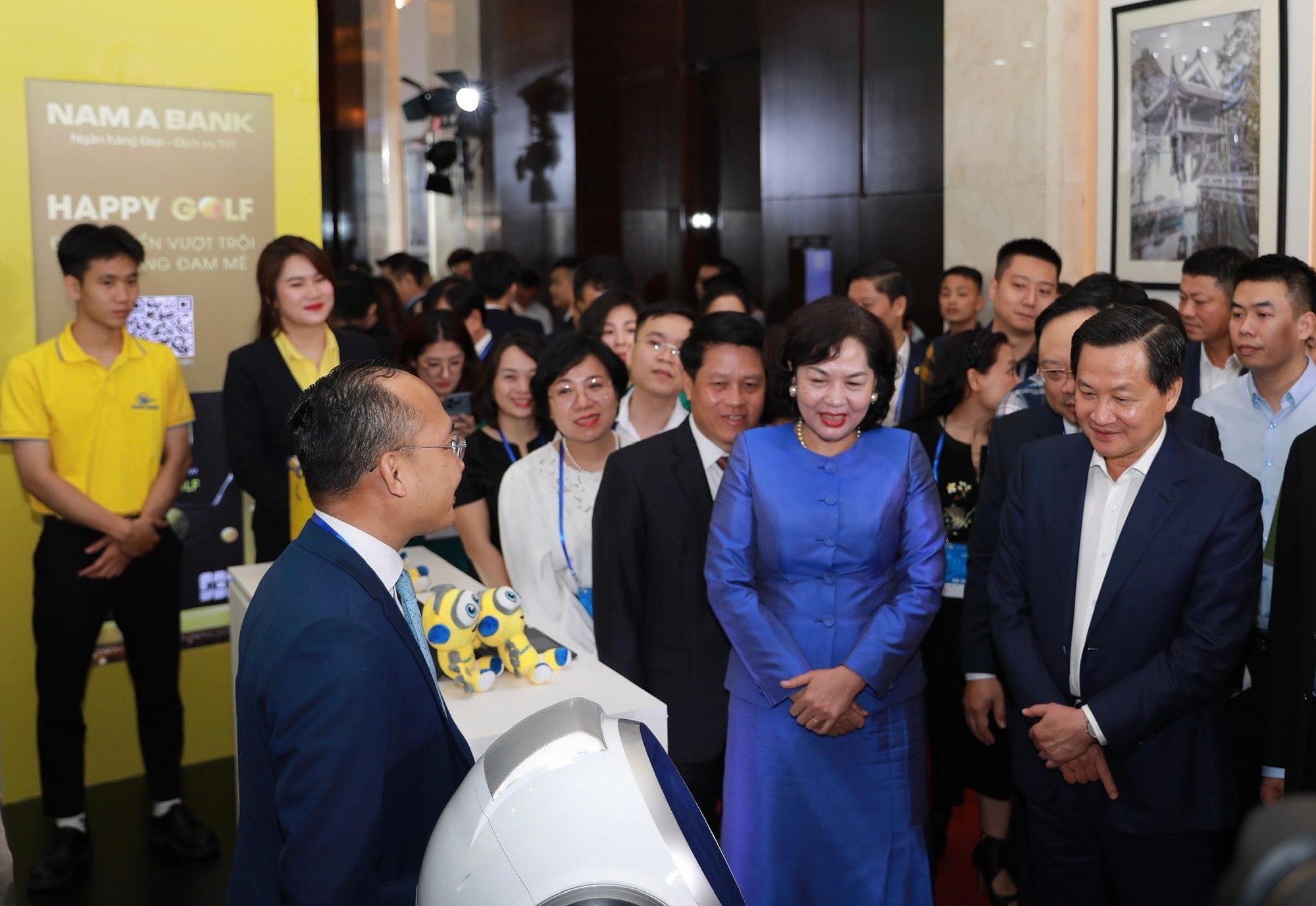 Chuyển đổi số ngành Ngân hàng 2023: Nam A Bank tiên phong với hệ sinh thái ngân hàng số “Một chạm mọi trải nghiệm”
