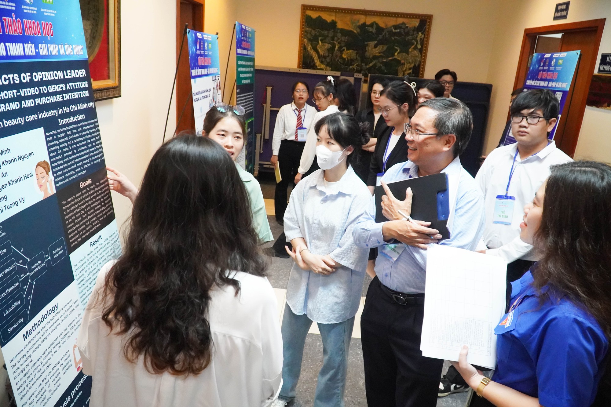 Sinh vi&ecirc;n chia sẻ m&ocirc; h&igrave;nh chuyển đổi số mới lạ - Ảnh 6.