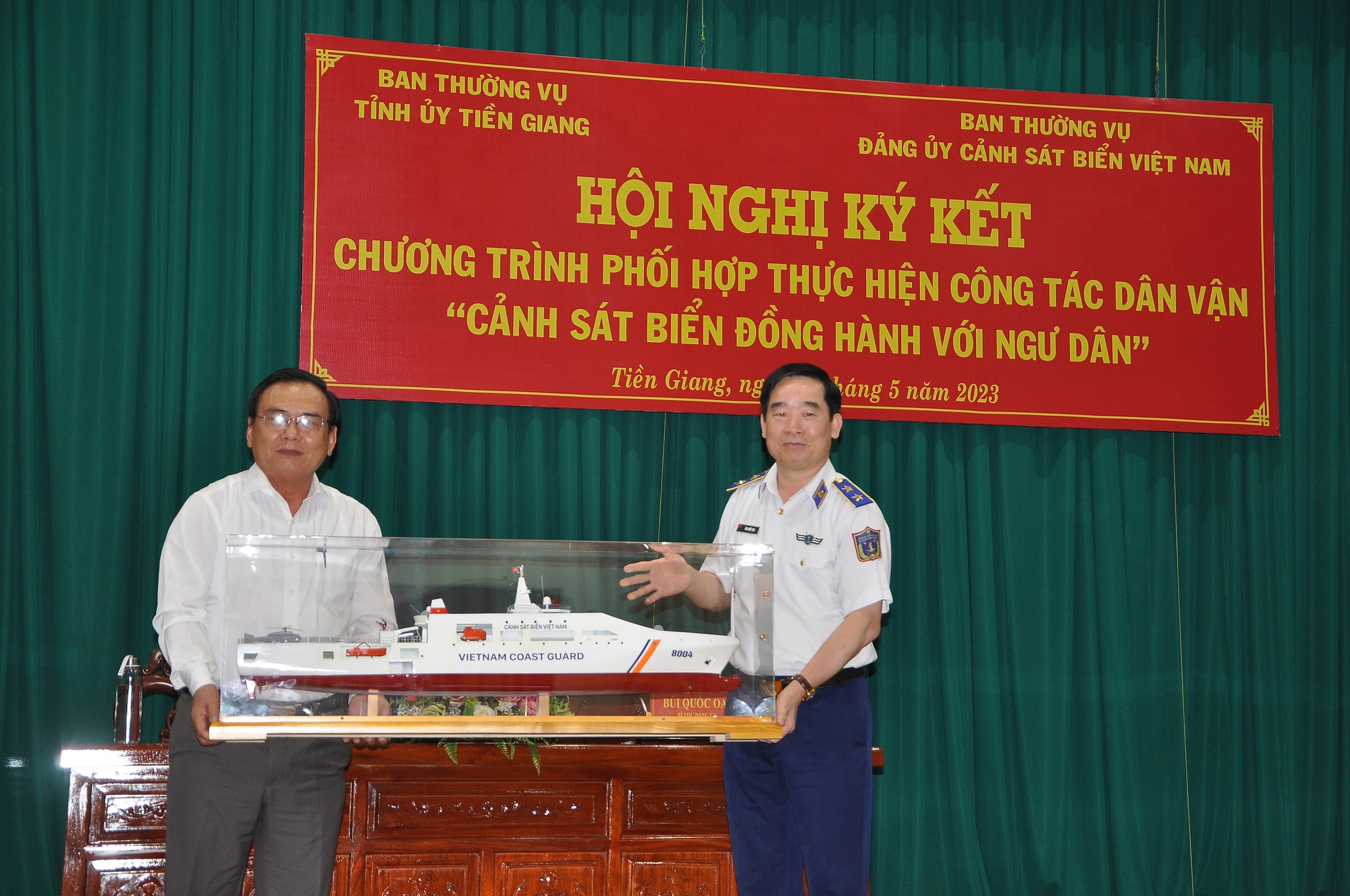 Nhiều chương trình phối hợp giữa Cảnh sát biển Việt Nam với tỉnh Tiền Giang