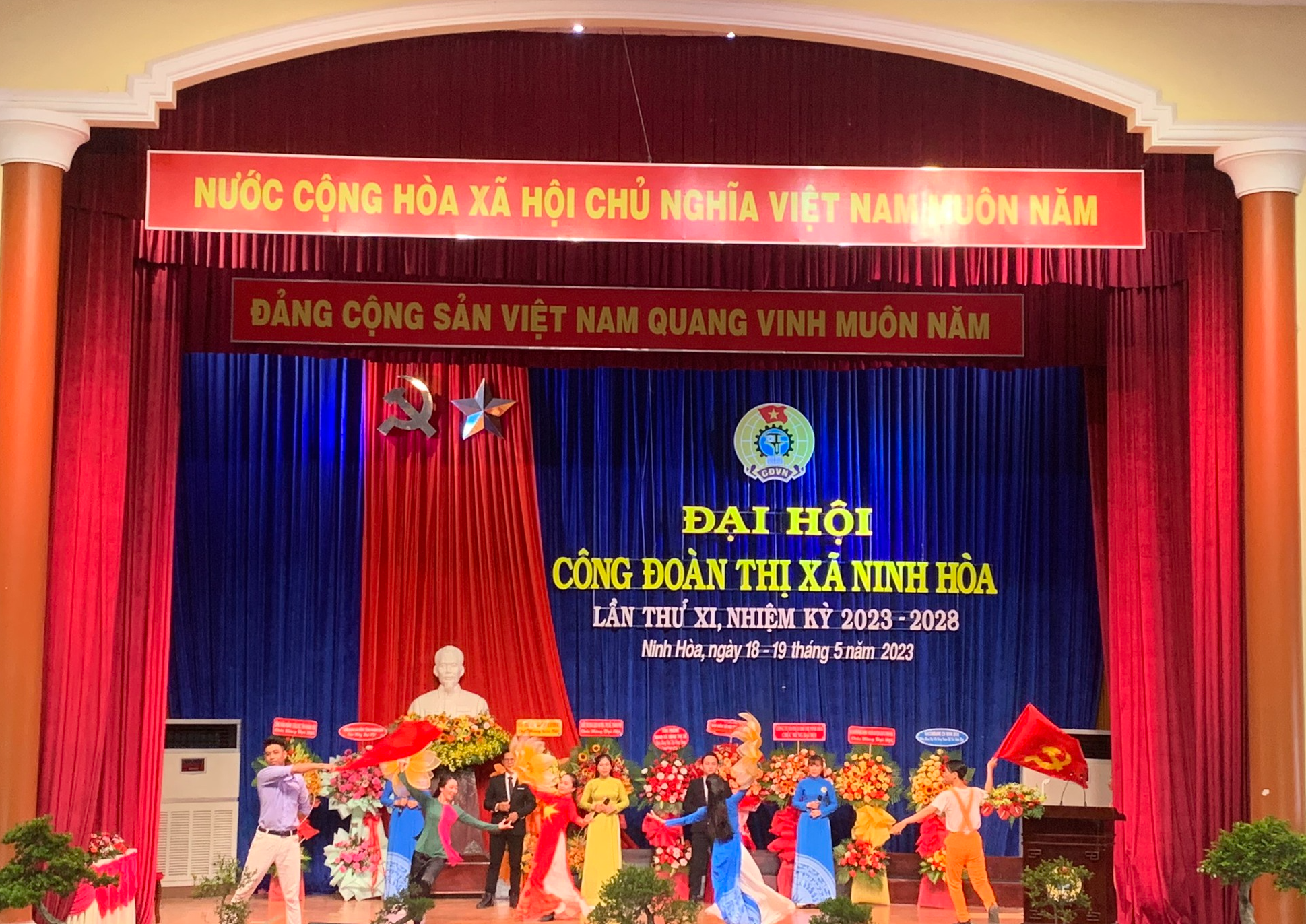 Ông Nguyễn Hữu Nam tái đắc cử Chủ tịch LĐLĐ thị xã Ninh Hòa