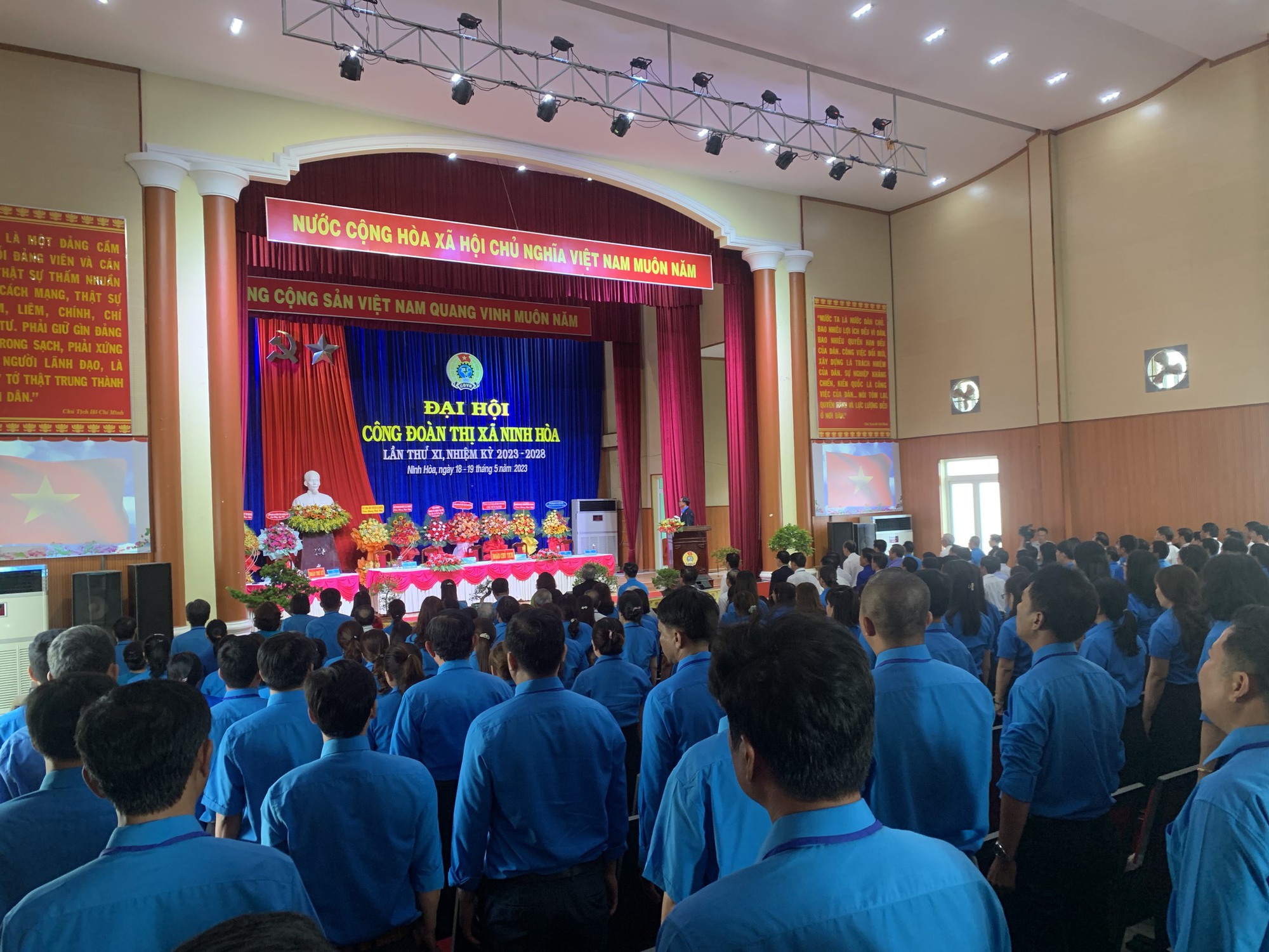 &Ocirc;ng Nguyễn Hữu Nam t&aacute;i đắc cử Chủ tịch LĐLĐ thị x&atilde; Ninh H&ograve;a - Ảnh 1.