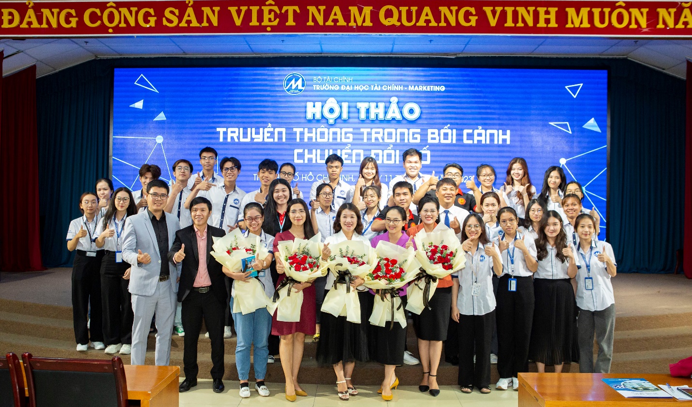 1.000 sinh viên Đại học UFM giao lưu, chia sẻ kinh nghiệm truyền thông trong bối cảnh chuyển đổi số. - Ảnh 5.